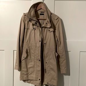 Mint condition BENETTON trench coat
